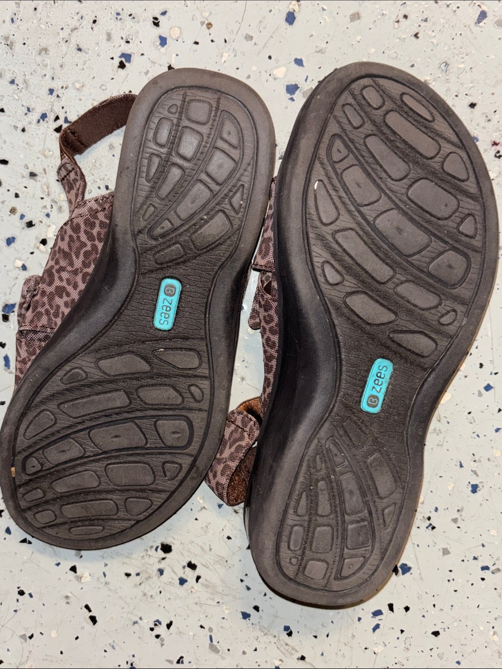 Bzees Black and Leopard Print Casual Sandals - Picture 4 of 7